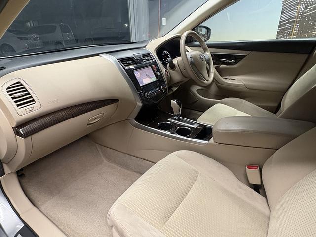 ティアナ XL (純正SDナビ)(バックカメラ)(エマージェンシーブレーキ)(コーナーセンサー)(HID)(スマートキー)(パワーシート)(ビルトインETC)(Bluetoothオーディオ)(純正16インチAW)(29枚目)