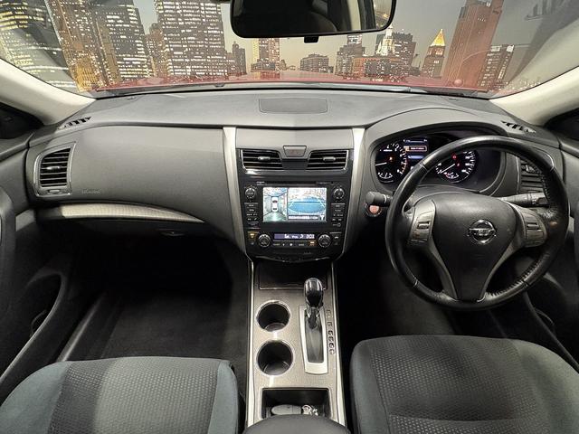 ティアナ XL (禁煙車)(メーカーナビ)(アラウンドビュー)(コーナーセンサー)(クルコン)(スマートキー)(パワーシート)(オットマン)(ETC)(Bluetoothオーディオ)(HID)(純正16インチAW)(5枚目)