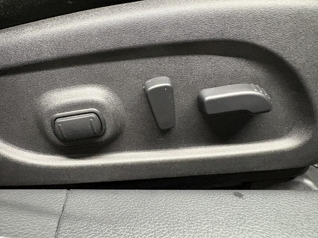 ティアナ XL (禁煙車)(メーカーナビ)(アラウンドビュー)(コーナーセンサー)(クルコン)(スマートキー)(パワーシート)(オットマン)(ETC)(Bluetoothオーディオ)(HID)(純正16インチAW)(9枚目)