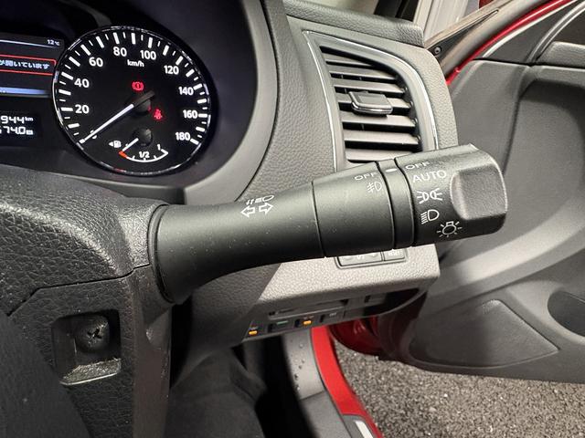 ティアナ XL (禁煙車)(メーカーナビ)(アラウンドビュー)(コーナーセンサー)(クルコン)(スマートキー)(パワーシート)(オットマン)(ETC)(Bluetoothオーディオ)(HID)(純正16インチAW)(31枚目)