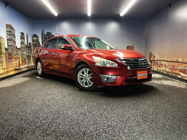 ティアナ XL (禁煙車)(メーカーナビ)(アラウンドビュー)(コーナーセンサー)(クルコン)(スマートキー)(パワーシート)(オットマン)(ETC)(Bluetoothオーディオ)(HID)(純正16インチAW)(45枚目)