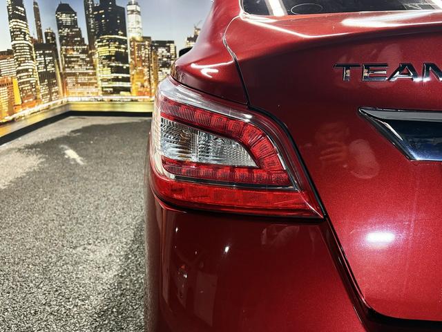 ティアナ XL (禁煙車)(メーカーナビ)(アラウンドビュー)(コーナーセンサー)(クルコン)(スマートキー)(パワーシート)(オットマン)(ETC)(Bluetoothオーディオ)(HID)(純正16インチAW)(51枚目)