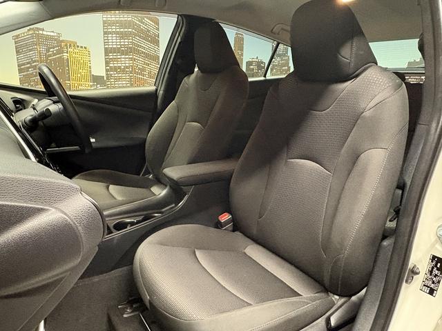 プリウス Ｓ　（禁煙車）（後期型）（フルエアロ）（純正ＳＤナビ）（バックカメラ）（レーダークルーズ）（スマートキー）（ＬＥＤヘッドライト）（ＥＴＣ）（Ｂｌｕｅｔｏｏｔｈオーディオ）（純正１５インチＡＷ）（43枚目）