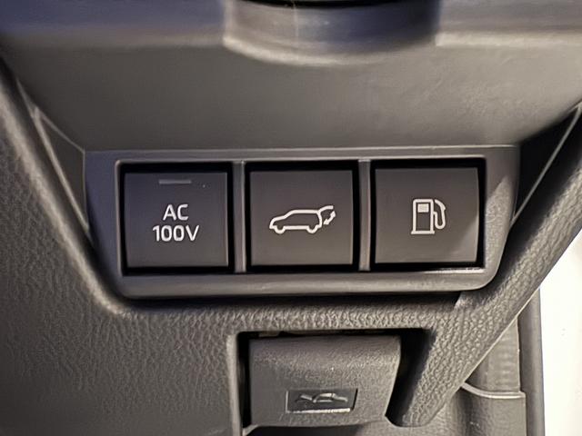 プリウス Z (禁煙車)(黒革シート)(メーカーナビ)(全周囲カメラ)(レーダークルーズ)(クリアランスソナー)(LEDヘッドライト)(パワーシート)(シートエアコン)(パワーバックドア)(純正19インチAW)(42枚目)