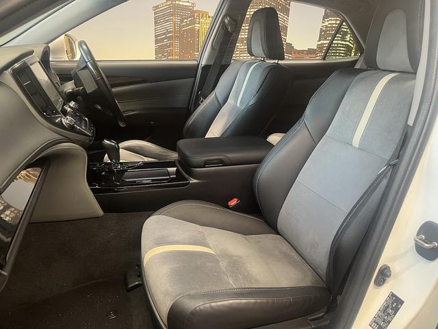 クラウンハイブリッド アスリートＳ　Ｊ－フロンティア　（後期型）（黒ハーフレザー）（メーカーナビ）（バックカメラ）（レーダークルーズ）（クリアランスソナー）（ＬＥＤヘッドライト）（スマートキー）（シートヒーター）（ＥＴＣ）（純正１８インチＡＷ）（34枚目）