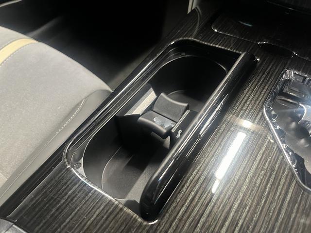 クラウンハイブリッド アスリートＳ　Ｊ－フロンティア　（後期型）（黒ハーフレザー）（メーカーナビ）（バックカメラ）（レーダークルーズ）（クリアランスソナー）（ＬＥＤヘッドライト）（スマートキー）（シートヒーター）（ＥＴＣ）（純正１８インチＡＷ）（43枚目）