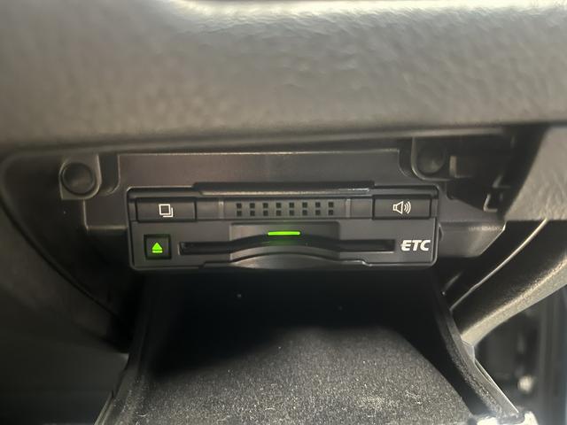 GS GS450h バージョンL (禁煙車)(ベージュ本革)(メーカーナビ)(バックカメラ)(クルコン)(クリアランスソナー)(LEDヘッドライト)(パワーシート)(シートエアコン)(ETC)(パドルシフト)(純正18インチAW)(10枚目)