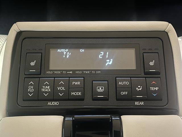 GS GS450h バージョンL (禁煙車)(ベージュ本革)(メーカーナビ)(バックカメラ)(クルコン)(クリアランスソナー)(LEDヘッドライト)(パワーシート)(シートエアコン)(ETC)(パドルシフト)(純正18インチAW)(17枚目)