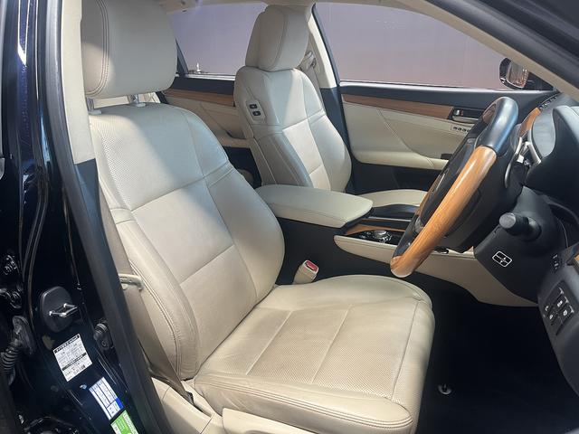 GS GS450h バージョンL (禁煙車)(ベージュ本革)(メーカーナビ)(バックカメラ)(クルコン)(クリアランスソナー)(LEDヘッドライト)(パワーシート)(シートエアコン)(ETC)(パドルシフト)(純正18インチAW)(21枚目)