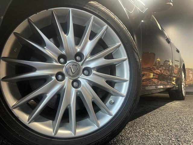 GS GS450h バージョンL (禁煙車)(ベージュ本革)(メーカーナビ)(バックカメラ)(クルコン)(クリアランスソナー)(LEDヘッドライト)(パワーシート)(シートエアコン)(ETC)(パドルシフト)(純正18インチAW)(41枚目)