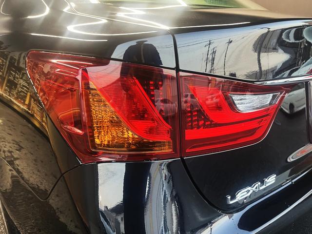 GS GS450h バージョンL (禁煙車)(ベージュ本革)(メーカーナビ)(バックカメラ)(クルコン)(クリアランスソナー)(LEDヘッドライト)(パワーシート)(シートエアコン)(ETC)(パドルシフト)(純正18インチAW)(63枚目)