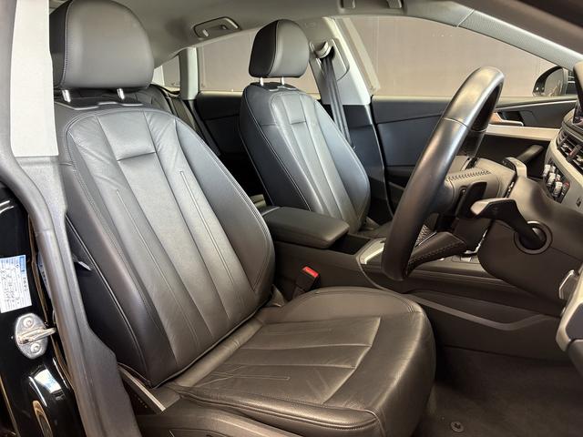 運転席も広々としており運転しやすい環境を実現しています☆室内クリーニングも実施済みです。