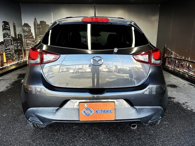 デミオ XDツーリング (禁煙車)(6速MT)(メーカーSDナビ)(クルコン)(LEDヘッドライト)(オートライト)(スマートキー)(フルセグ)(ETC)(Bluetoothオーディオ)(HUD)(純正16インチAW)(17枚目)