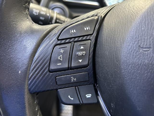 デミオ XDツーリング (禁煙車)(6速MT)(メーカーSDナビ)(クルコン)(LEDヘッドライト)(オートライト)(スマートキー)(フルセグ)(ETC)(Bluetoothオーディオ)(HUD)(純正16インチAW)(23枚目)