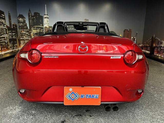 ロードスター Sレザーパッケージ (禁煙車)(黒本革)(メーカーSDナビ)(バックカメラ)(LEDヘッドライト)(スマートキー)(シートヒーター)(フルセグTV)(ビルトインETC)(パドルシフト)(BSM)(純正16インチAW)(19枚目)