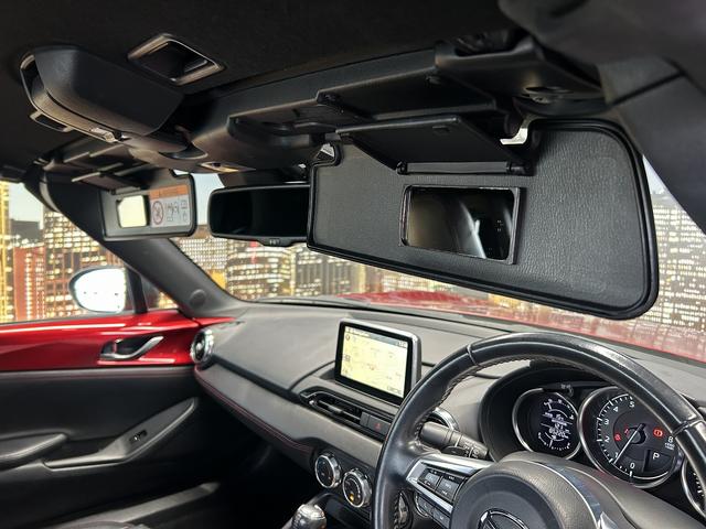 ロードスター Sレザーパッケージ (禁煙車)(黒本革)(メーカーSDナビ)(バックカメラ)(LEDヘッドライト)(スマートキー)(シートヒーター)(フルセグTV)(ビルトインETC)(パドルシフト)(BSM)(純正16インチAW)(27枚目)