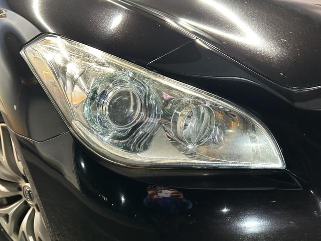 シーマ ハイブリッド 本革パッケージ(ワンオーナー)(黒本革)(サンルーフ)(メーカーナビ)(サイド・バックカメラ)(レーダークルーズ)(コーナーセンサー)(シートエアコン)(BOSE)(ETC)(純正18インチAW)(12枚目)