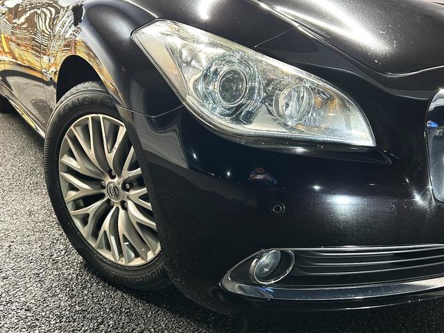 シーマ ハイブリッド 本革パッケージ(ワンオーナー)(黒本革)(サンルーフ)(メーカーナビ)(サイド・バックカメラ)(レーダークルーズ)(コーナーセンサー)(シートエアコン)(BOSE)(ETC)(純正18インチAW)(45枚目)