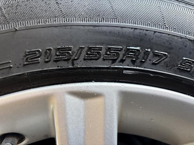 カムリ ハイブリッド　Ｇパッケージ　（禁煙車）（純正ＳＤナビ）（クルコン）（ＨＩＤヘッドライト）（スマートキー）（パワーシート）（フルセグ）（ビルトインＥＴＣ）（Ｂｌｕｅｔｏｏｔｈオーディオ）（純正１７インチＡＷ）（30枚目）