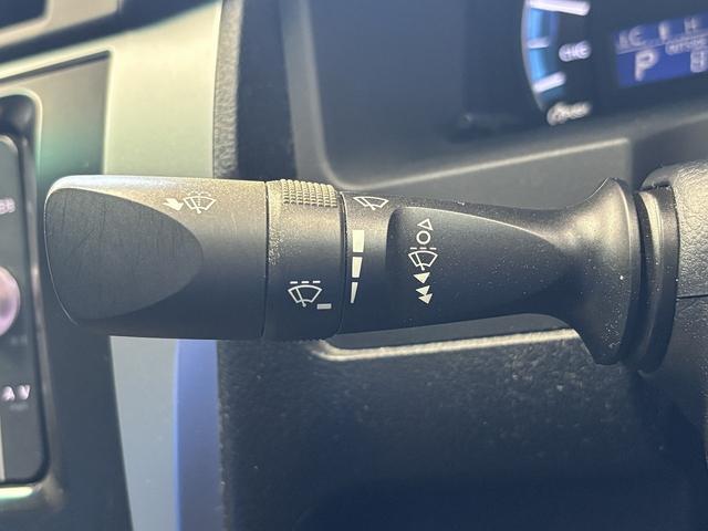 カムリ ハイブリッド　Ｇパッケージ　（禁煙車）（純正ＳＤナビ）（クルコン）（ＨＩＤヘッドライト）（スマートキー）（パワーシート）（フルセグ）（ビルトインＥＴＣ）（Ｂｌｕｅｔｏｏｔｈオーディオ）（純正１７インチＡＷ）（37枚目）