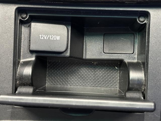 カムリ ハイブリッド　Ｇパッケージ　（禁煙車）（純正ＳＤナビ）（クルコン）（ＨＩＤヘッドライト）（スマートキー）（パワーシート）（フルセグ）（ビルトインＥＴＣ）（Ｂｌｕｅｔｏｏｔｈオーディオ）（純正１７インチＡＷ）（43枚目）