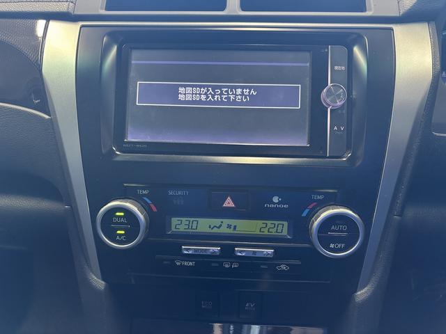 カムリ ハイブリッド　Ｇパッケージ　（禁煙車）（純正ＳＤナビ）（クルコン）（ＨＩＤヘッドライト）（スマートキー）（パワーシート）（フルセグ）（ビルトインＥＴＣ）（Ｂｌｕｅｔｏｏｔｈオーディオ）（純正１７インチＡＷ）（45枚目）