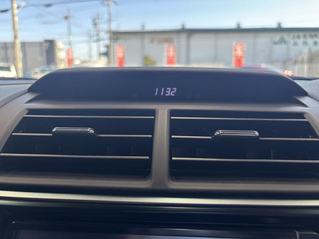 カムリ ハイブリッド　Ｇパッケージ　（禁煙車）（純正ＳＤナビ）（クルコン）（ＨＩＤヘッドライト）（スマートキー）（パワーシート）（フルセグ）（ビルトインＥＴＣ）（Ｂｌｕｅｔｏｏｔｈオーディオ）（純正１７インチＡＷ）（47枚目）