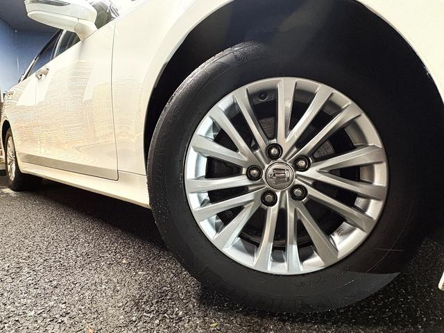 クラウン ロイヤルサルーン　（禁煙車）（後期型）（メーカーＳＤナビ）（バックカメラ）（レーダークルーズ）（クリアランスソナー）（ＬＥＤヘッドライト）（スマートキー）（パワーシート）（ビルトインＥＴＣ）（純正１６インチＡＷ）（15枚目）