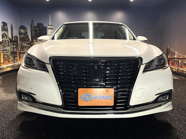 クラウン ロイヤルサルーン　（禁煙車）（後期型）（メーカーＳＤナビ）（バックカメラ）（レーダークルーズ）（クリアランスソナー）（ＬＥＤヘッドライト）（スマートキー）（パワーシート）（ビルトインＥＴＣ）（純正１６インチＡＷ）（19枚目）