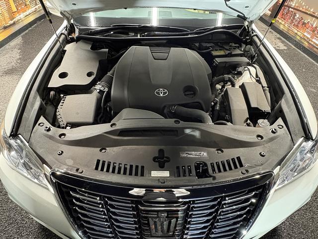 クラウン ロイヤルサルーン　（禁煙車）（後期型）（メーカーＳＤナビ）（バックカメラ）（レーダークルーズ）（クリアランスソナー）（ＬＥＤヘッドライト）（スマートキー）（パワーシート）（ビルトインＥＴＣ）（純正１６インチＡＷ）（45枚目）