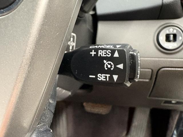 クラウン アスリート　（禁煙車）（後期型）（メーカーナビ）（バックカメラ）（クルコン）（クリアランスソナー）（ＨＩＤヘッドライト）（スマートキー）（パワーシート）（フルセグ）（ビルトインＥＴＣ）（純正１８インチＡＷ）（9枚目）