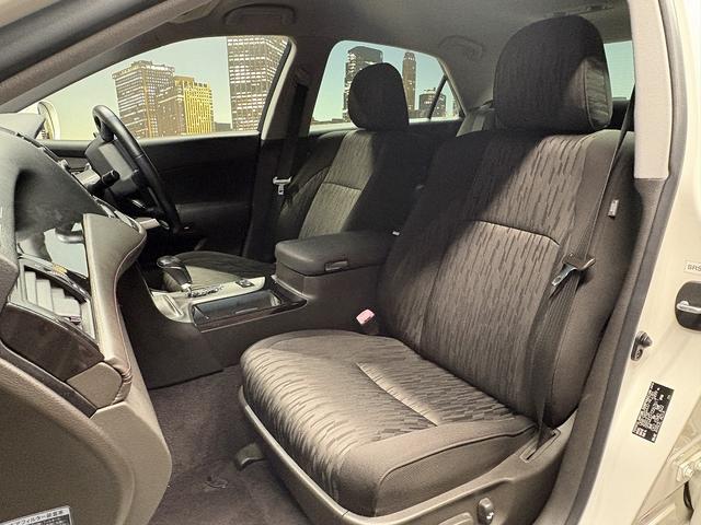 クラウン アスリート　（禁煙車）（後期型）（メーカーナビ）（バックカメラ）（クルコン）（クリアランスソナー）（ＨＩＤヘッドライト）（スマートキー）（パワーシート）（フルセグ）（ビルトインＥＴＣ）（純正１８インチＡＷ）（56枚目）