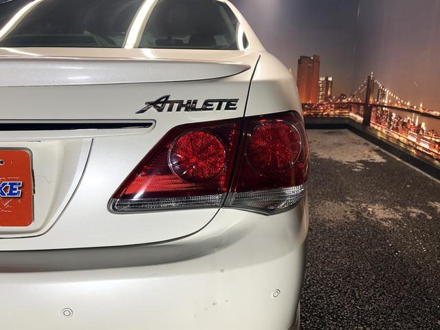 クラウン アスリート　（禁煙車）（後期型）（メーカーナビ）（バックカメラ）（クルコン）（クリアランスソナー）（ＨＩＤヘッドライト）（スマートキー）（パワーシート）（フルセグ）（ビルトインＥＴＣ）（純正１８インチＡＷ）（60枚目）