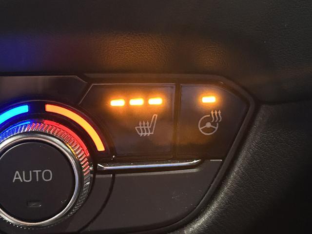 アテンザセダン ＸＤプロアクティブ　後期型（禁煙車）（４ＷＤ）（レーダークルーズコントロール）（純正ＳＤナビ）（クリアランスソナー）（ハーフレザーシート）（シートヒーター）（パワーシート）（ステアリングヒーター）（純正１９インチＡＷ）（（12枚目）