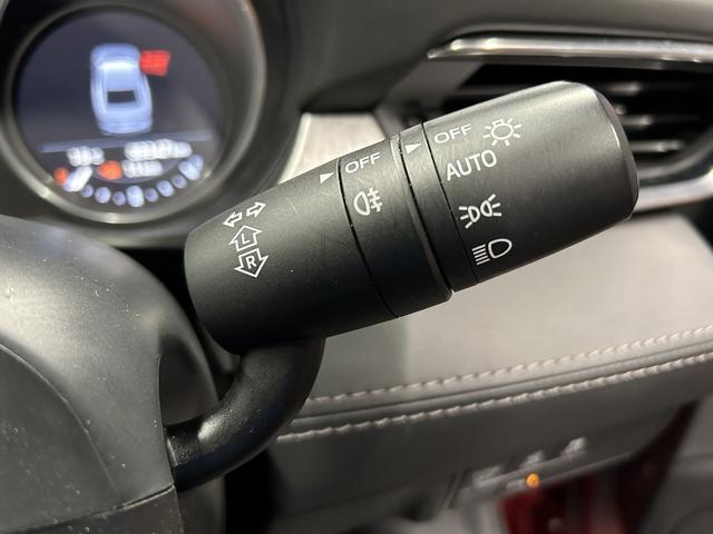 アテンザセダン ＸＤプロアクティブ　後期型（禁煙車）（４ＷＤ）（レーダークルーズコントロール）（純正ＳＤナビ）（クリアランスソナー）（ハーフレザーシート）（シートヒーター）（パワーシート）（ステアリングヒーター）（純正１９インチＡＷ）（（36枚目）