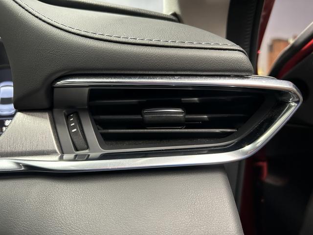 アテンザセダン ＸＤプロアクティブ　後期型（禁煙車）（４ＷＤ）（レーダークルーズコントロール）（純正ＳＤナビ）（クリアランスソナー）（ハーフレザーシート）（シートヒーター）（パワーシート）（ステアリングヒーター）（純正１９インチＡＷ）（（39枚目）