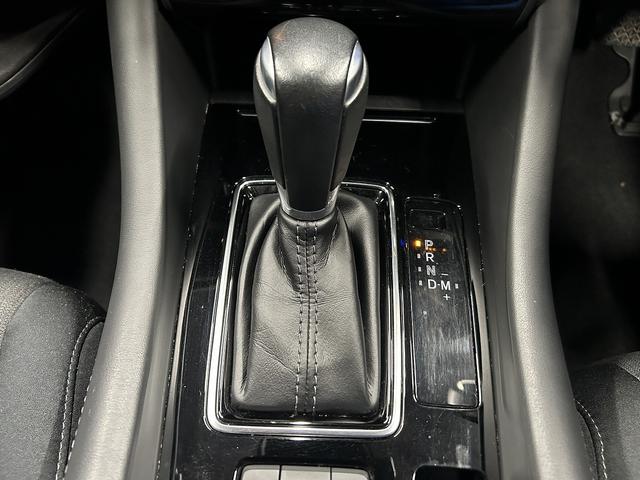 アテンザセダン ＸＤプロアクティブ　後期型（禁煙車）（４ＷＤ）（レーダークルーズコントロール）（純正ＳＤナビ）（クリアランスソナー）（ハーフレザーシート）（シートヒーター）（パワーシート）（ステアリングヒーター）（純正１９インチＡＷ）（（43枚目）