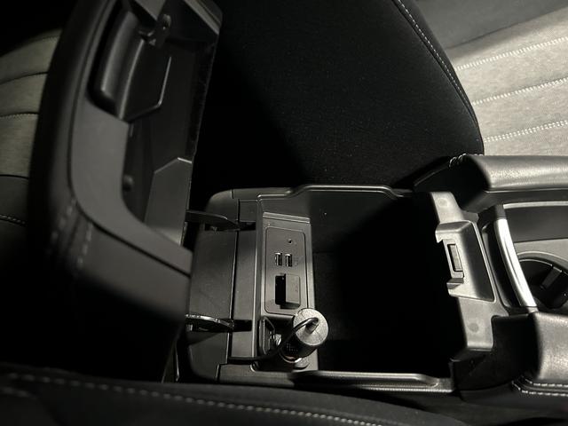 アテンザセダン ＸＤプロアクティブ　後期型（禁煙車）（４ＷＤ）（レーダークルーズコントロール）（純正ＳＤナビ）（クリアランスソナー）（ハーフレザーシート）（シートヒーター）（パワーシート）（ステアリングヒーター）（純正１９インチＡＷ）（（46枚目）