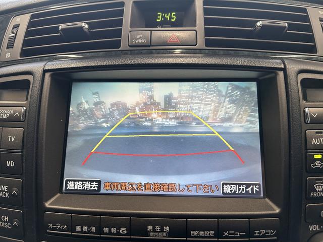 クラウン アスリート　６０ｔｈスペシャルエディション　後期型（サンルーフ）（クルーズコントロール）（メーカーＨＤＤナビ）（パワーシート）（ＨＩＤヘッドライト）（ＥＴＣビルトイン）（純正１８インチＡＷ）（ＭＴモード）（バックカメラ）（フォグライト）（7枚目）