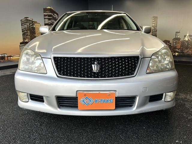 クラウン アスリート　６０ｔｈスペシャルエディション　後期型（サンルーフ）（クルーズコントロール）（メーカーＨＤＤナビ）（パワーシート）（ＨＩＤヘッドライト）（ＥＴＣビルトイン）（純正１８インチＡＷ）（ＭＴモード）（バックカメラ）（フォグライト）（19枚目）