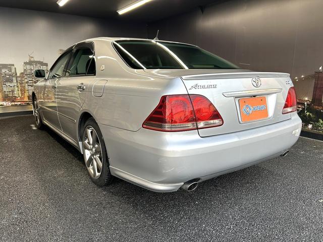 クラウン アスリート　６０ｔｈスペシャルエディション　後期型（サンルーフ）（クルーズコントロール）（メーカーＨＤＤナビ）（パワーシート）（ＨＩＤヘッドライト）（ＥＴＣビルトイン）（純正１８インチＡＷ）（ＭＴモード）（バックカメラ）（フォグライト）（23枚目）