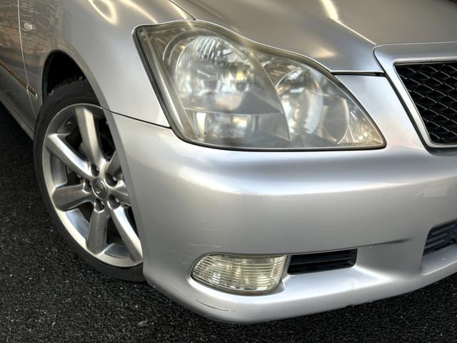 クラウン アスリート　６０ｔｈスペシャルエディション　後期型（サンルーフ）（クルーズコントロール）（メーカーＨＤＤナビ）（パワーシート）（ＨＩＤヘッドライト）（ＥＴＣビルトイン）（純正１８インチＡＷ）（ＭＴモード）（バックカメラ）（フォグライト）（25枚目）