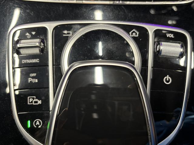 Ｅクラス Ｅ２００　アバンギャルド　スポーツ　（禁煙車）（純正ＨＤＤナビ）（黒本革）（レーダークルーズコントロール）（クリアランスソナー）（パワーシート）（ビルトインＥＴＣ）（パドルシフト）（ＬＥＤ）（全周囲モニター）（純正１９インチＡＷ）（36枚目）