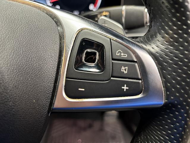 Ｅクラス Ｅ２００　アバンギャルド　スポーツ　（禁煙車）（純正ＨＤＤナビ）（黒本革）（レーダークルーズコントロール）（クリアランスソナー）（パワーシート）（ビルトインＥＴＣ）（パドルシフト）（ＬＥＤ）（全周囲モニター）（純正１９インチＡＷ）（47枚目）