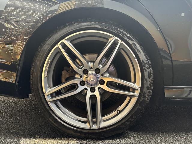 Ｅクラス Ｅ２００　アバンギャルド　スポーツ　（禁煙車）（純正ＨＤＤナビ）（黒本革）（レーダークルーズコントロール）（クリアランスソナー）（パワーシート）（ビルトインＥＴＣ）（パドルシフト）（ＬＥＤ）（全周囲モニター）（純正１９インチＡＷ）（59枚目）