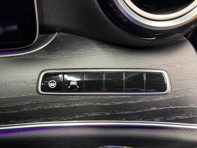 Ｅクラス Ｅ２００　アバンギャルド　スポーツ　（禁煙車）（純正ＨＤＤナビ）（黒本革）（レーダークルーズコントロール）（クリアランスソナー）（パワーシート）（ビルトインＥＴＣ）（パドルシフト）（ＬＥＤ）（全周囲モニター）（純正１９インチＡＷ）（73枚目）
