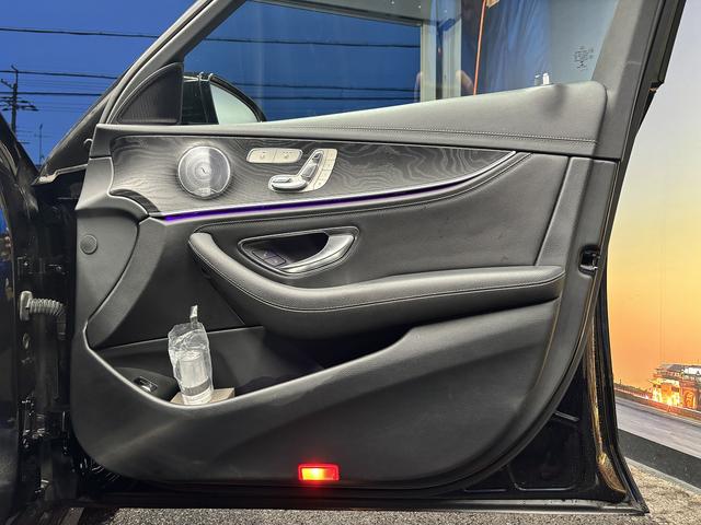 Ｅクラス Ｅ２００　アバンギャルド　スポーツ　（禁煙車）（純正ＨＤＤナビ）（黒本革）（レーダークルーズコントロール）（クリアランスソナー）（パワーシート）（ビルトインＥＴＣ）（パドルシフト）（ＬＥＤ）（全周囲モニター）（純正１９インチＡＷ）（76枚目）