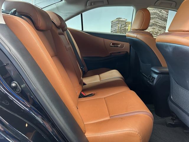 ＨＳ ＨＳ２５０ｈ　バージョンＩ　後期型（禁煙車）（クルーズコントロール）（茶革シート）（純正ＨＤＤナビ）（クリアランスソナー）（オートライト）（ＨＩＤヘッドライト）（純正１７インチＡＷ）（ＥＴＣ）（シートヒーター）（パワーシート）（20枚目）