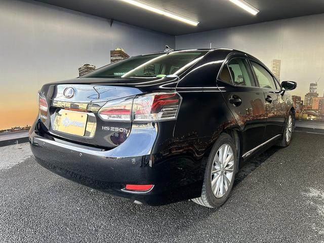 ＨＳ ＨＳ２５０ｈ　バージョンＩ　後期型（禁煙車）（クルーズコントロール）（茶革シート）（純正ＨＤＤナビ）（クリアランスソナー）（オートライト）（ＨＩＤヘッドライト）（純正１７インチＡＷ）（ＥＴＣ）（シートヒーター）（パワーシート）（26枚目）