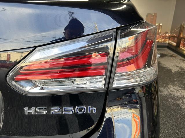 ＨＳ ＨＳ２５０ｈ　バージョンＩ　後期型（禁煙車）（クルーズコントロール）（茶革シート）（純正ＨＤＤナビ）（クリアランスソナー）（オートライト）（ＨＩＤヘッドライト）（純正１７インチＡＷ）（ＥＴＣ）（シートヒーター）（パワーシート）（62枚目）